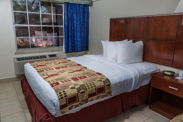 Flamingo Express Hotel image 4
